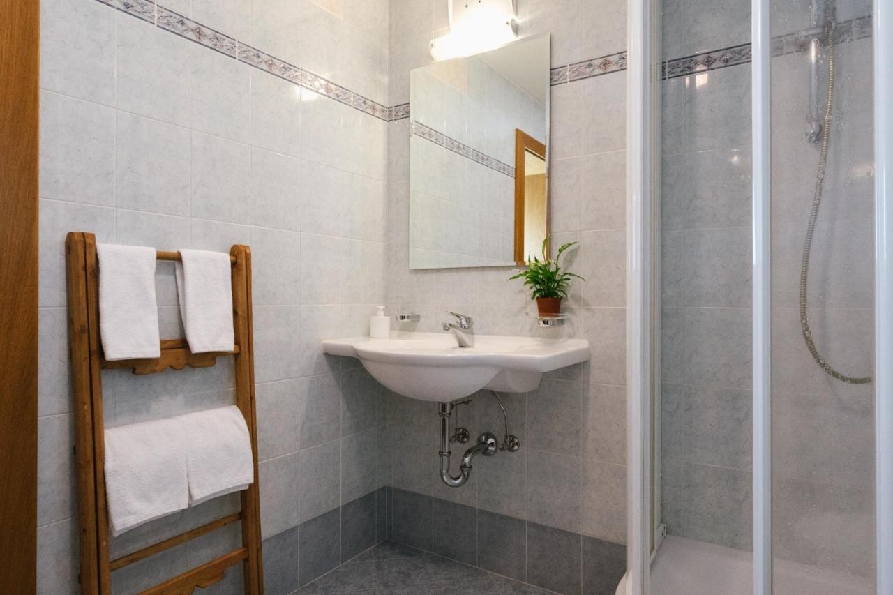 Garni Fany Bed & Breakfast Colfosco Exterior photo