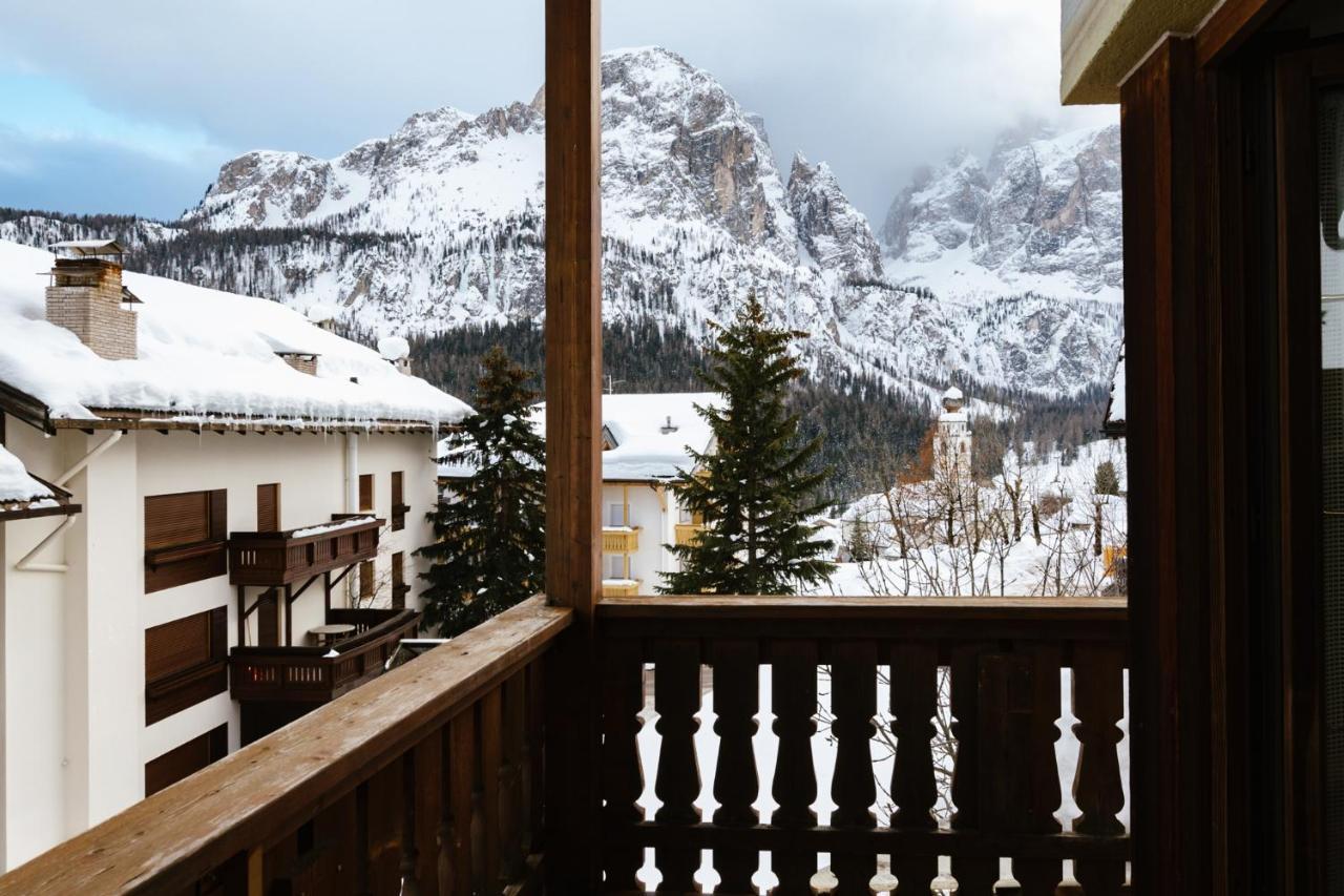 Garni Fany Bed & Breakfast Colfosco Exterior photo
