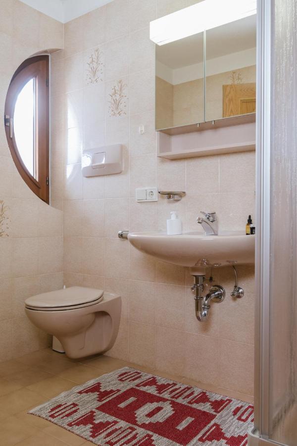 Garni Fany Bed & Breakfast Colfosco Exterior photo